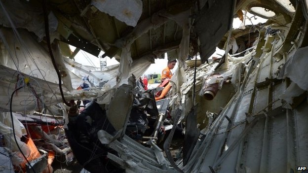 Ngừng tìm kiếm nạn nhân thảm họa AirAsia QZ8501