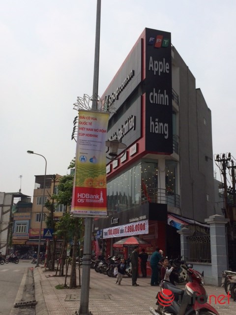 Tài chính - Bất động sản - Nhà "siêu méo" vô tư mọc trên đường "đắt nhất hành tinh"