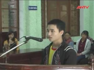 Video An ninh - Bị đuổi đánh, con trai vô tình giết bố