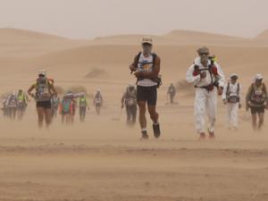 Thể thao - Đùa với tử thần: "Đánh cược" mạng sống ở Sahara