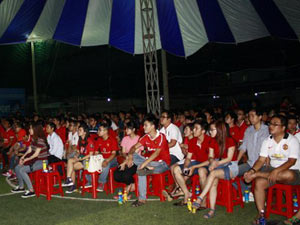 Bóng đá - Fan MU Việt Nam chuẩn bị "sóng lớn" đón Liverpool