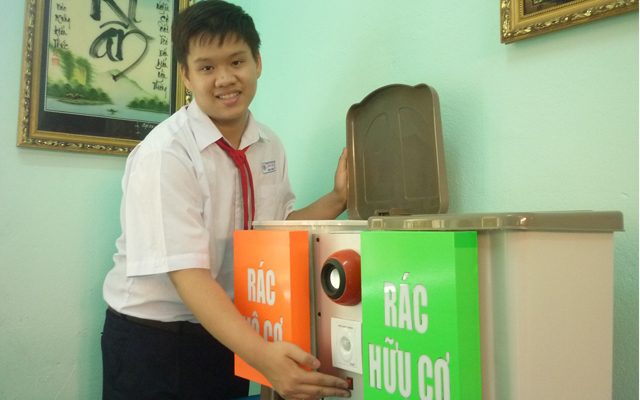 Giáo dục - du học - Thùng rác thông minh  của cậu học trò lớp 9