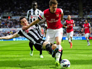 Bóng đá - TRỰC TIẾP Newcastle - Arsenal: "Pháo thủ" mệt nhoài