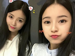 Làm đẹp - Chị em sinh đôi vừa đẹp vừa giỏi gây sốt ở Trung Quốc