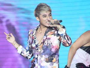 Ca nhạc - MTV - Sơn Tùng lên top 1 The Remix sau “nghi án” bỏ thi