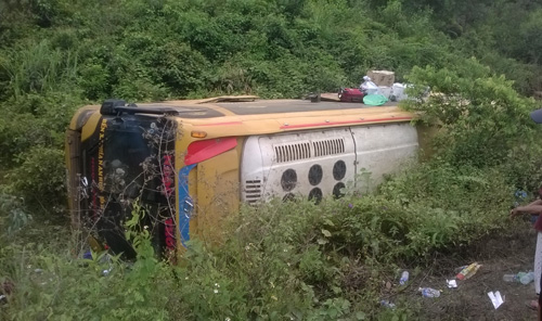 Tin tức trong ngày - Tai nạn ở Quảng Nam: Phụ xe vác mã tấu đuổi công an