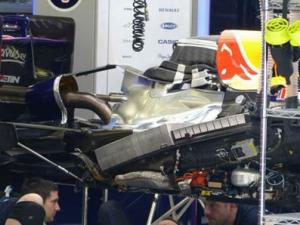 Thể thao - Một chiếc F1 sử dụng xăng như thế nào? (P2)