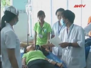 Sức khỏe đời sống - Ngộ độc tập thể tại Trà Vinh: Hơn 70 công nhân trở nặng