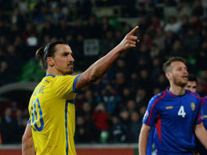 Bóng đá - Ibrahimovic lập "siêu phẩm" dễ nhất sự nghiệp