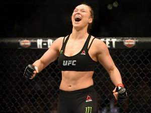 Thể thao - Rousey phản đối trọng nam khinh nữ ở UFC