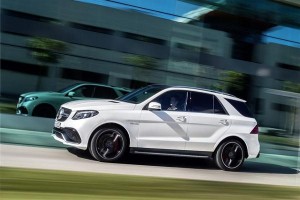 Ô tô - Xe máy - Video đầu tiên về Mercedes-Benz GLE 2016