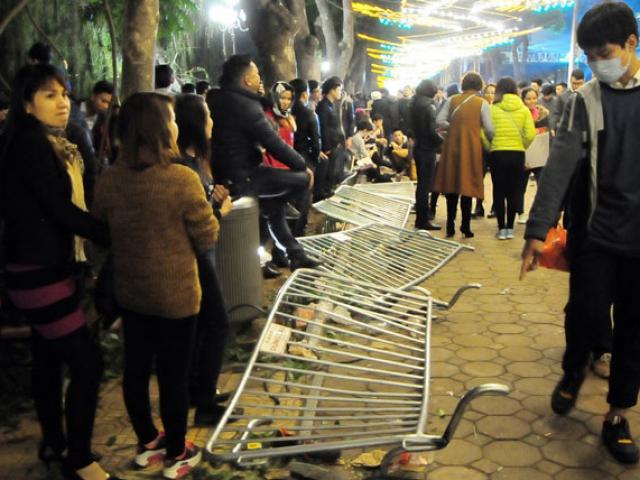 Tin tức trong ngày - Ảnh: Hình ảnh xấu sau màn chào năm mới đẹp