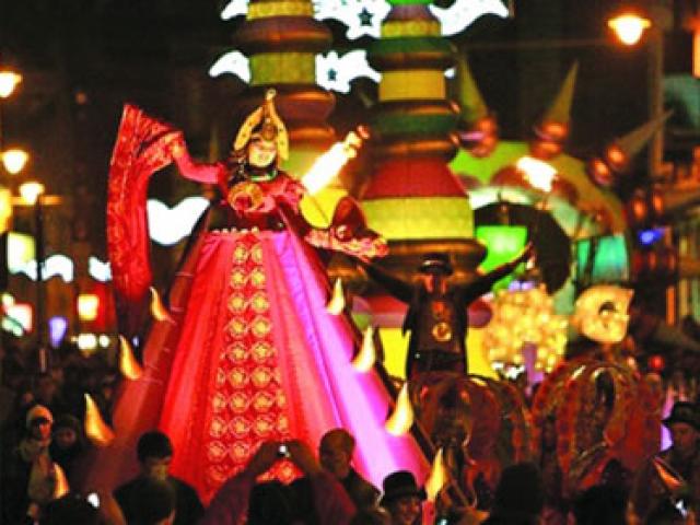 Du lịch - Phong tục đón năm mới kỳ thú trên thế giới