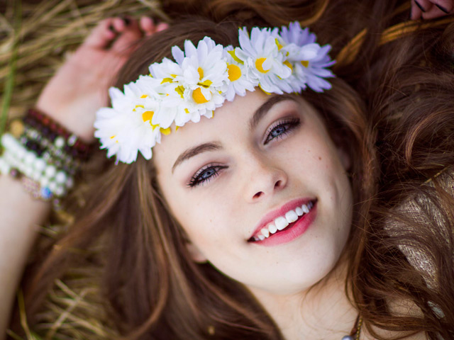 Bạn trẻ - Cuộc sống - Dân mạng nể phục nghị lực phi thường của nữ sinh 21 tuổi