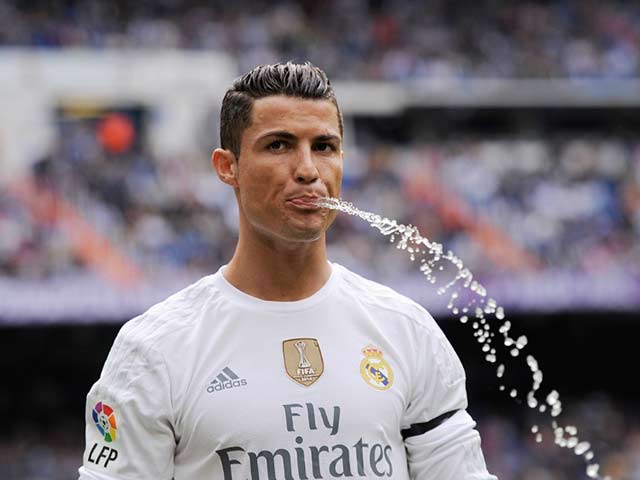 Bóng đá - Benitez bị Real sa thải: Lỗi do Ronaldo?