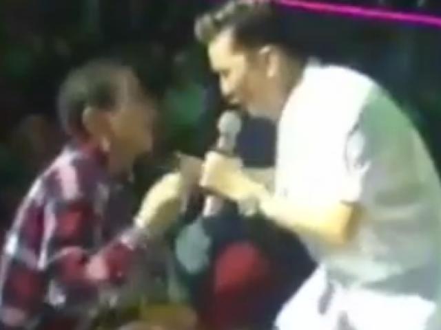 Đời sống Showbiz - Clip cụ ông móm mém 'quẩy' hết mình với Mr Đàm