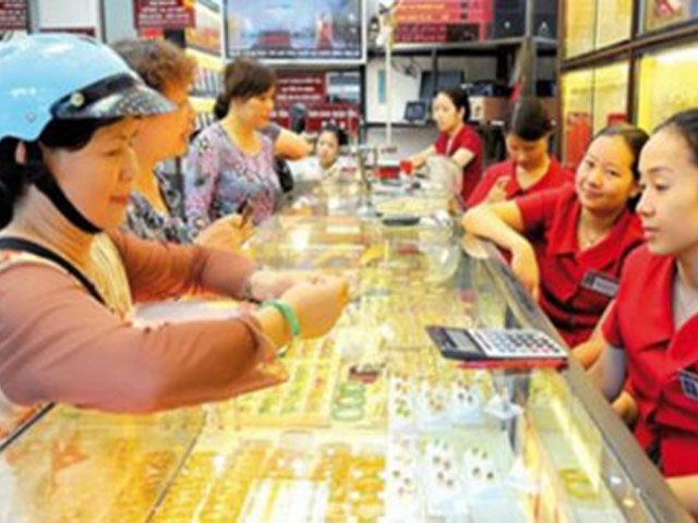 Tài chính - Bất động sản - Vàng và USD "nóng" trở lại vì chứng khoán Trung Quốc