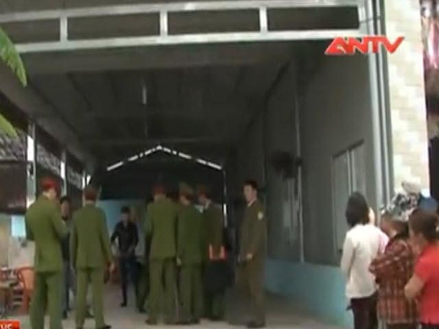 Pháp luật - Sẵn hơi men, "bợm nhậu" vô cớ rút dao đâm người