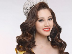 Người mẫu - Hoa hậu - Jolie Nguyễn: 'Tôi tự tin sẽ là Jennifer Phạm thứ 2'