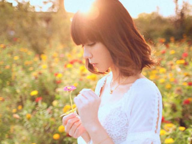 Bạn trẻ - Cuộc sống - Thơ tình: Không cảm xúc