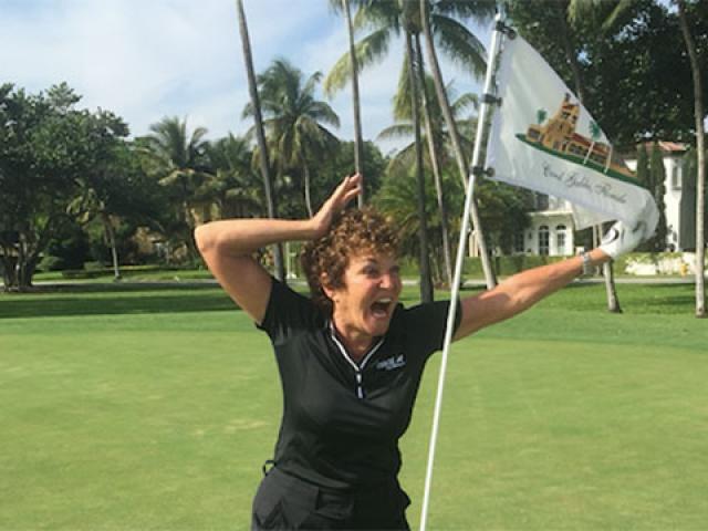 Thể thao - Kỷ lục của kỷ lục: 2 lần đánh 1 gậy trúng lỗ