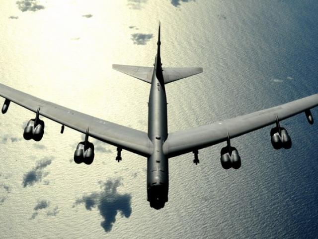 Mỹ điều pháo đài bay B-52 tới HQ đối phó Triều Tiên