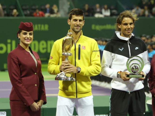 Tennis 24/7: Federer - Djokovic khóc cười đầu năm mới