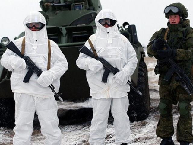 Thế giới - Áo giáp biến lính Nga thành "siêu nhân"