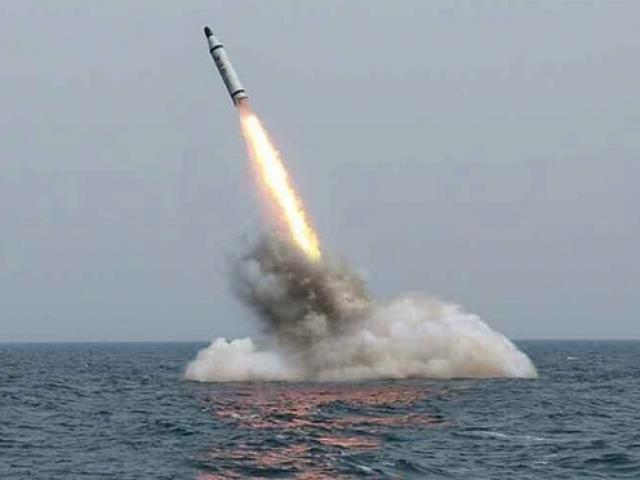 Triều Tiên bị "tố" làm giả video tàu ngầm phóng tên lửa