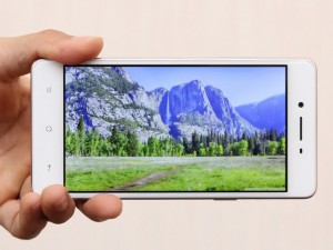 Dế sắp ra lò - Oppo F1 trình làng ngày 21 tháng 1