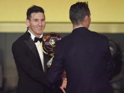 Bóng đá - Ronaldo lại thua Messi: Đừng mong đòi lại QBV