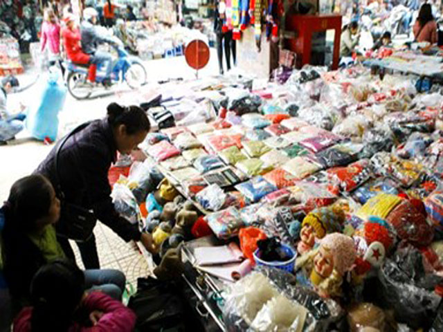 Tin tức trong ngày - Mũ len gây ù tai "biến mất" khỏi thị trường