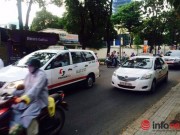 Thị trường - Tiêu dùng - TP.HCM: Giá xăng lao dốc, cước taxi giảm... vài đồng