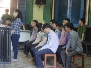 Pháp luật - Băng nhóm trộm tài sản du khách nước ngoài lãnh án tù