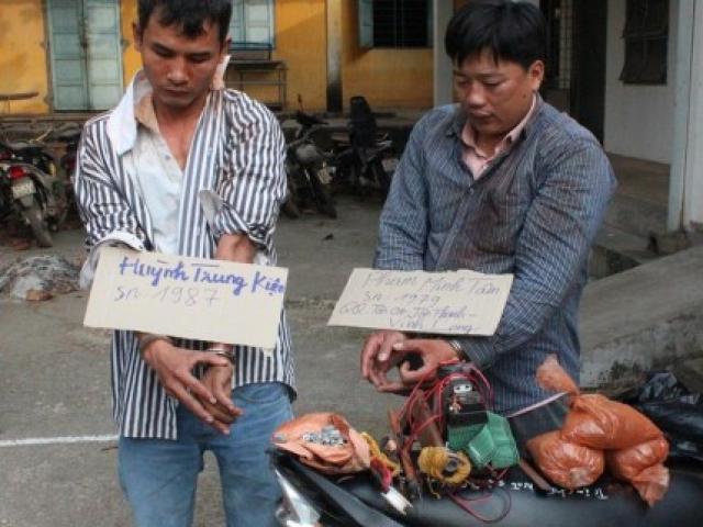 Pháp luật - Trộm chó còn chuẩn bị nhiều vũ khí để cản hậu