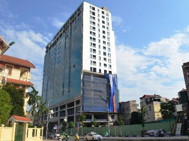 Tin tức trong ngày - Hà Nội lại đồng ý cho cao ốc 8B Lê Trực tự “cắt ngọn”