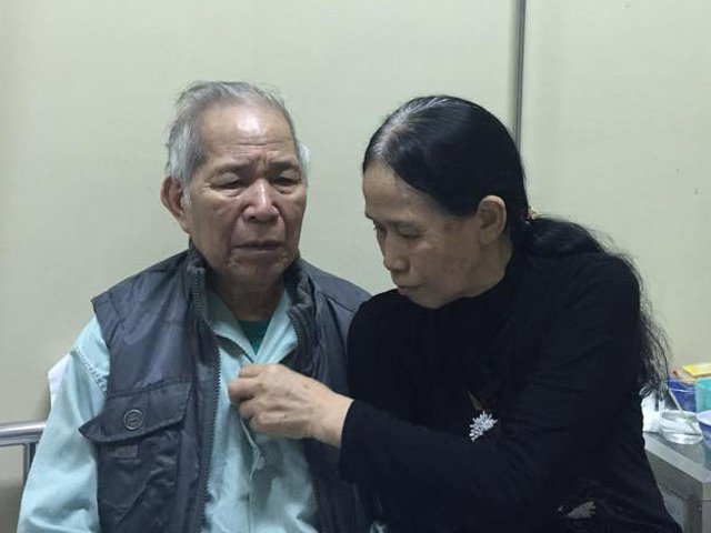 Bạn trẻ - Cuộc sống - Chuyện tình đáng ngưỡng mộ của cặp đôi U90