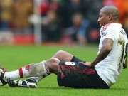 Bóng đá - MU: Ashley Young lên bàn mổ, nguy cơ nghỉ hết mùa