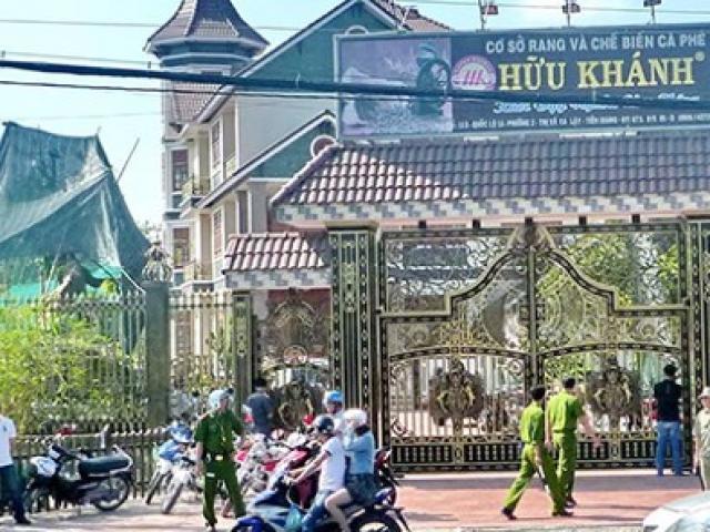 Pháp luật - Hung thủ sát hại vợ chồng trong biệt thự cao khoảng 1m80