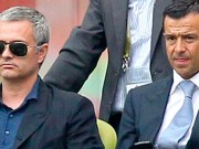 Bóng đá - Mourinho sốt ruột, “siêu cò” giục MU sa thải Van Gaal