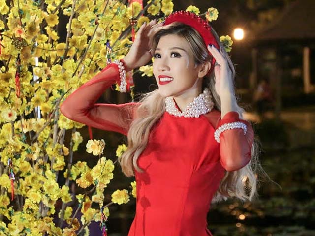 Ca nhạc - MTV - Trang Pháp dịu dàng khoe sắc với áo dài