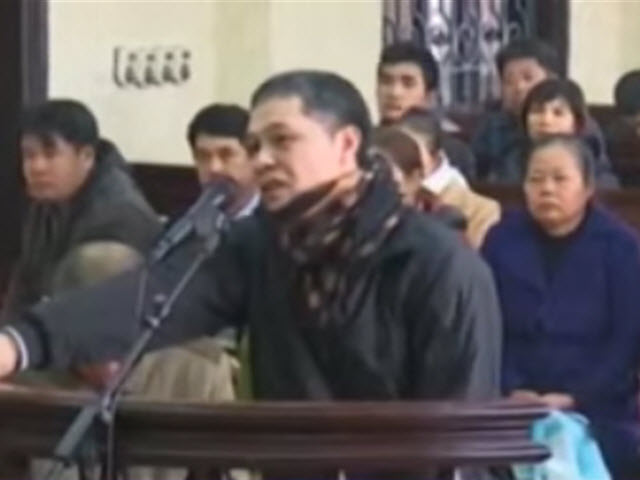 Video An ninh - Cán bộ rởm lừa chạy việc, "ẵm" gần 5 tỷ đồng