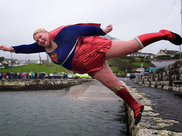 Cười 24h - Những hình ảnh khiến chị em "thốn đến tận rốn"