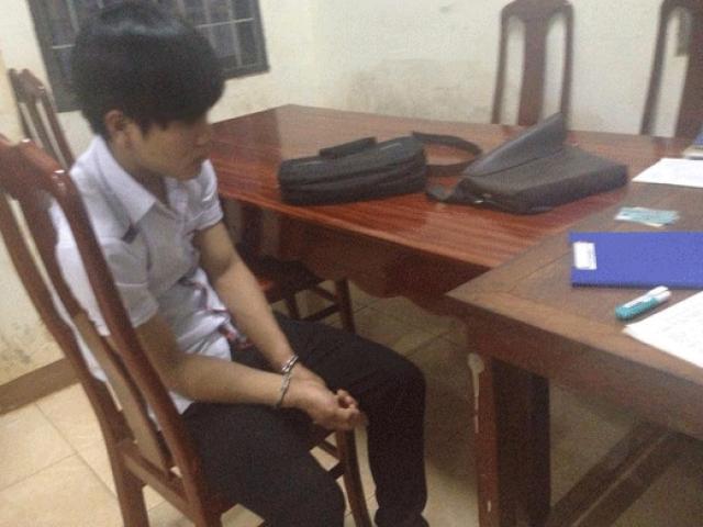 Pháp luật - Bị hù dọa, nam sinh lớp 10 đâm chết bạn