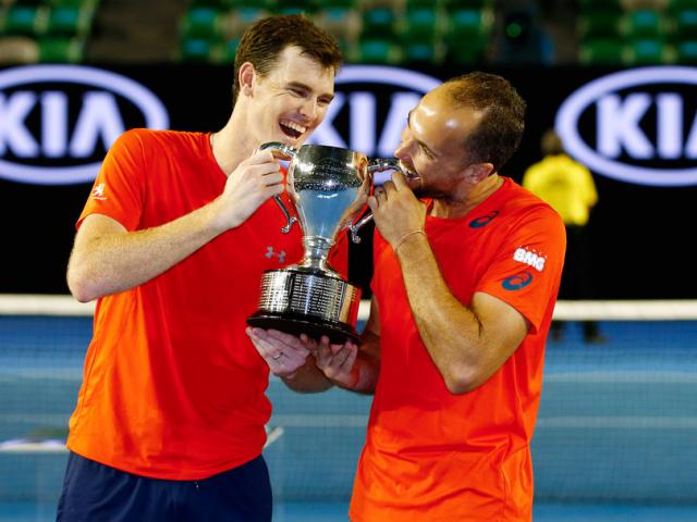 Thể thao - Uống 22 ly cafe để vô địch 2 Grand Slam 1 ngày