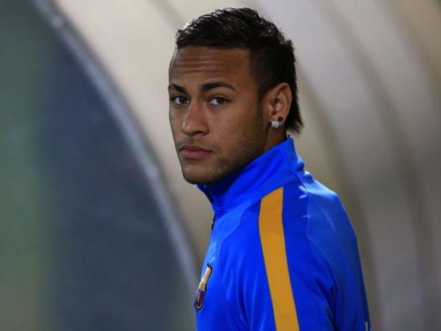 Bóng đá - 1 tuần, Neymar 2 lần hầu tòa vì trốn thuế