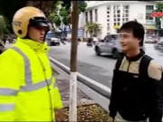 Video An ninh - Ngày đầu xử phạt người đi bộ ở HN, người dân ngỡ ngàng