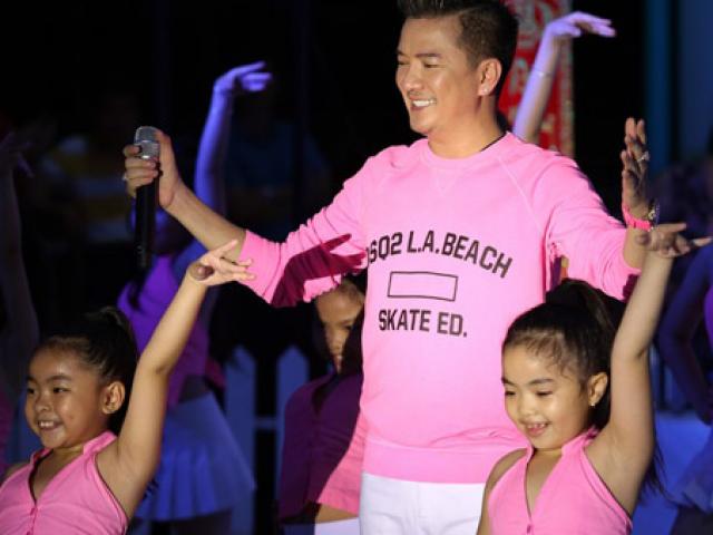 Ca nhạc - MTV - Mr Đàm diện 'cây hồng' đón Tết sớm cùng các học trò