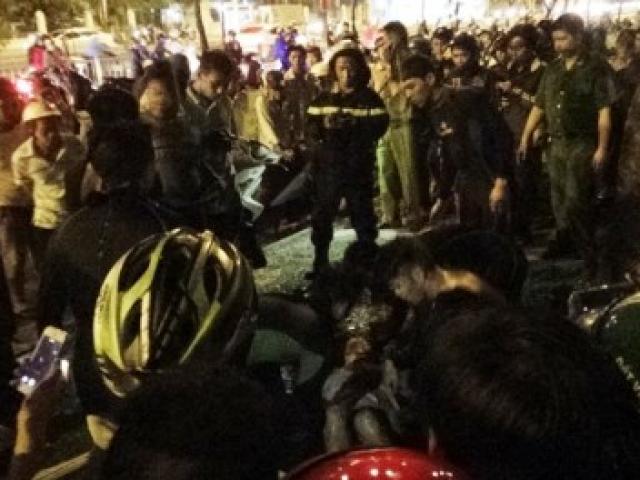 Tin tức trong ngày - Thi thể 2 ông cháu ôm nhau dưới kênh Tàu Hủ