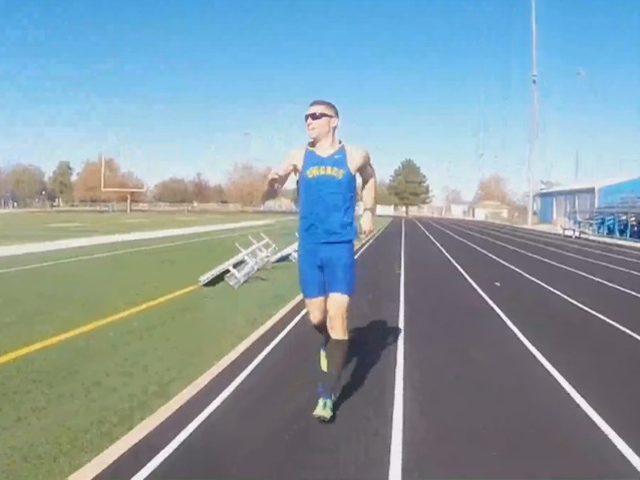 Thể thao - Kỷ lục lạ: Chạy giật lùi nhanh nhất hành tinh